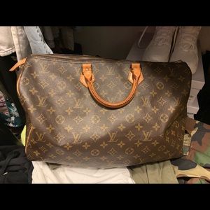 Louis Vuitton Speedy 40
